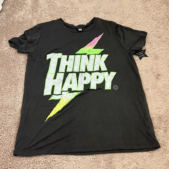 NWT Pixie Lane graphic tshirt - Picture 1 of 3